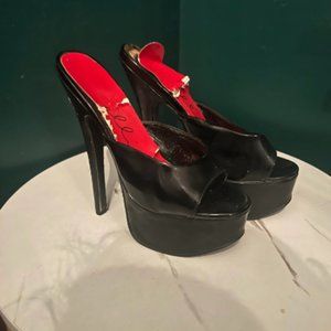 Mistress Heels Shoe Worship Collection